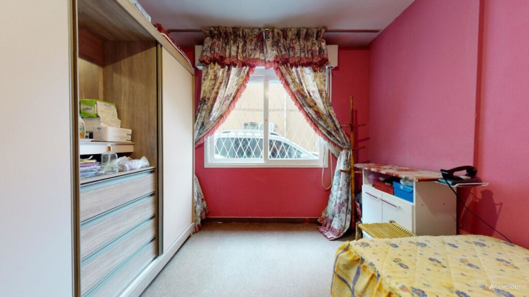 Imagem Imóvel com 2 Quartos à Venda, 61 m² em Cavalhada - Porto Alegre