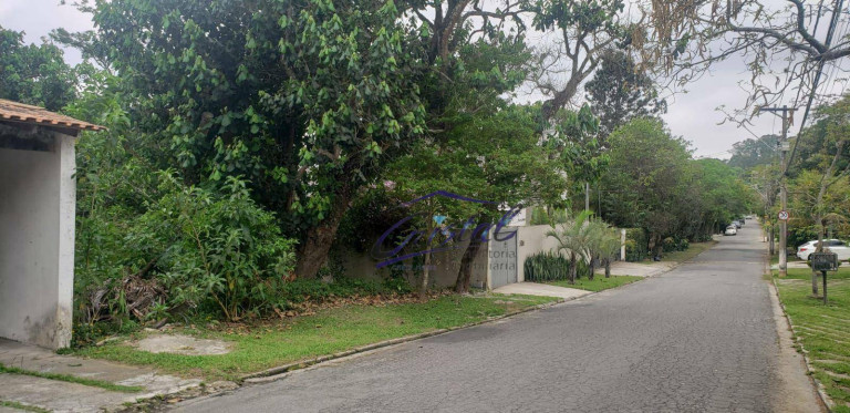 Imagem Terreno à Venda, 450 m² em Granja Viana - Carapicuíba Imagem Terreno à Venda, 450 m² em Granja Viana - Carapicuíba