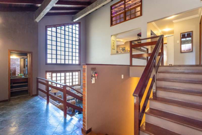 Imagem Casa com 4 Quartos à Venda, 351 m² em Nonoai - Porto Alegre Imagem Casa com 4 Quartos à Venda, 351 m² em Nonoai - Porto Alegre