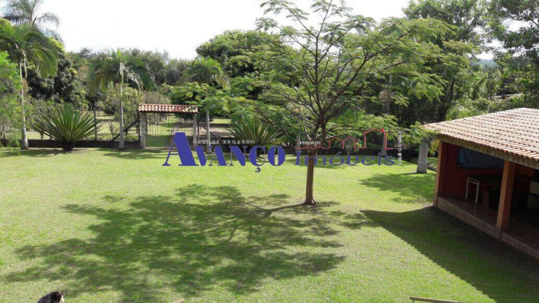 Imagem Chácara com 3 Quartos à Venda, 3.885 m² em Parque Piracema - Atibaia