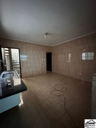 Sobrado com 2 Quartos para Alugar, 90 m² em Cidade Patriarca - São Paulo