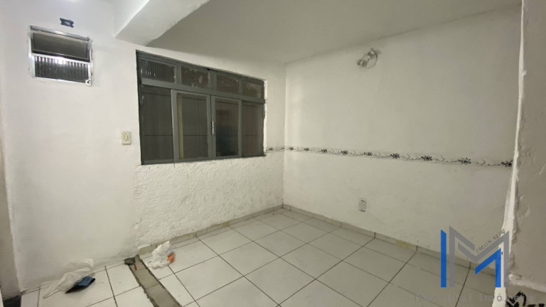 Imagem Casa com 4 Quartos à Venda,  em Vila Margarida  - Carapicuíba