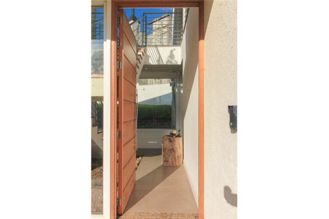 Imagem Casa com 4 Quartos à Venda,  em Vila Nova - Porto Alegre