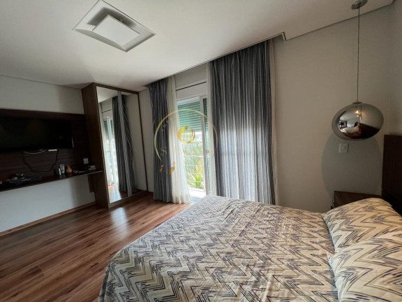 Imagem Casa com 3 Quartos à Venda, 320 m² em Jardim Das Cerejeiras - Arujá Imagem Casa com 3 Quartos à Venda, 320 m² em Jardim Das Cerejeiras - Arujá