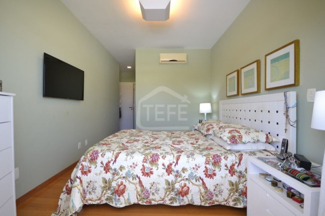 Imagem Casa com 4 Quartos à Venda, 267 m² em Barra Da Tijuca - Rio De Janeiro