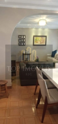 Imóvel Comercial à Venda, 232 m² em Parque Brasil - Jacareí