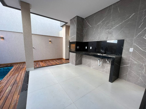 Imagem Casa com 3 Quartos à Venda, 158 m² em Jardins Bolonha - Senador Canedo Imagem Casa com 3 Quartos à Venda, 158 m² em Jardins Bolonha - Senador Canedo