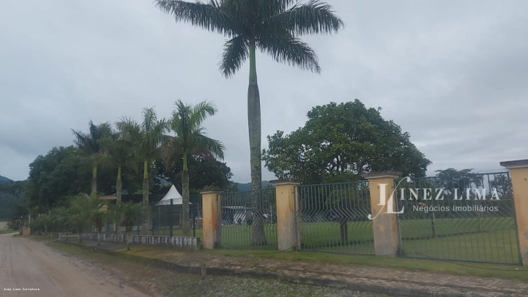 Imagem Terreno à Venda, 300 m² em Sertão Do Trombudo - Itapema Imagem Terreno à Venda, 300 m² em Sertão Do Trombudo - Itapema