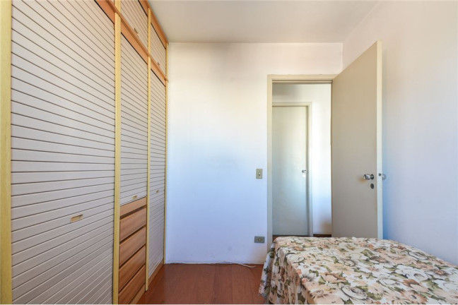 Imagem Imóvel com 1 Quarto à Venda,  em Mirandópolis - São Paulo