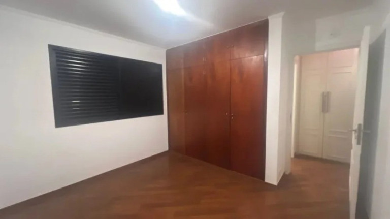 Imagem Imóvel com 3 Quartos à Venda, 116 m² em Moema - São Paulo Imagem Imóvel com 3 Quartos à Venda, 116 m² em Moema - São Paulo