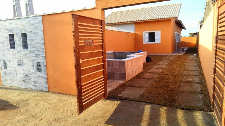 Imagem Casa com 2 Quartos à Venda, 54 m² em Jardim Jamaica - Itanhaém Imagem Casa com 2 Quartos à Venda, 54 m² em Jardim Jamaica - Itanhaém