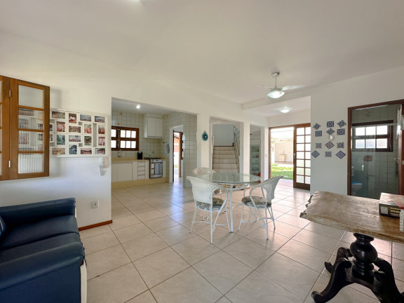 Imagem Casa com 4 Quartos à Venda, 244 m² em Ingleses Do Rio Vermelho - Florianópolis