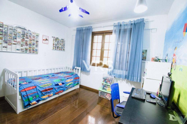 Imagem Casa com 4 Quartos à Venda, 232 m² em Carlos Guinle - Teresópolis Imagem Casa com 4 Quartos à Venda, 232 m² em Carlos Guinle - Teresópolis
