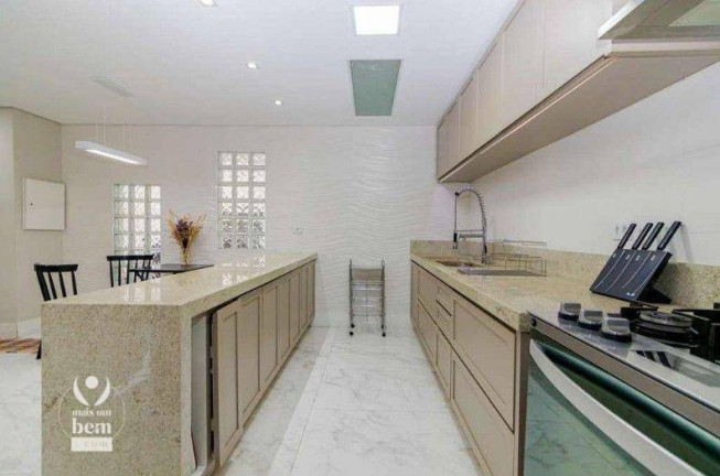 Imagem Casa com 4 Quartos à Venda, 408 m² em Jardim Social - Curitiba
