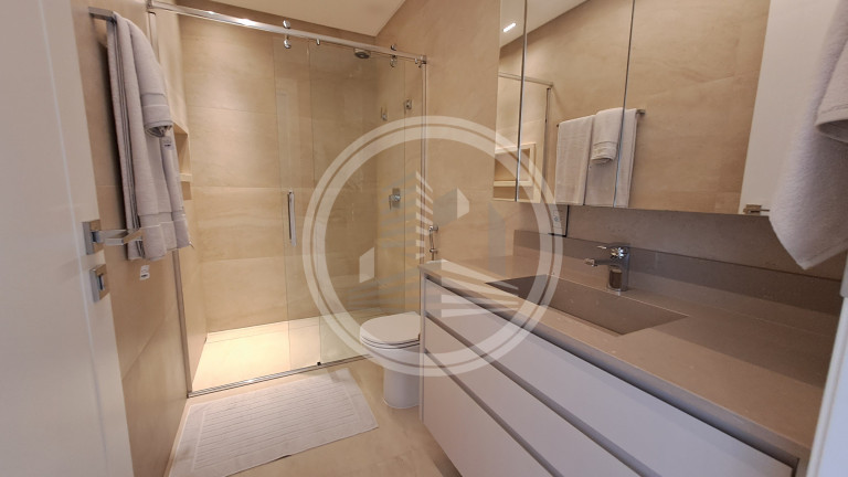 Imagem Apartamento com 4 Quartos à Venda, 230 m² em Centro - Balneário Camboriú Imagem Apartamento com 4 Quartos à Venda, 230 m² em Centro - Balneário Camboriú