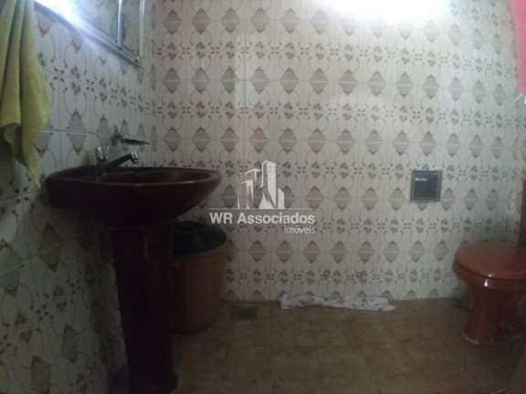 Imagem Casa com 3 Quartos à Venda, 234 m² Imagem Casa com 3 Quartos à Venda, 234 m²