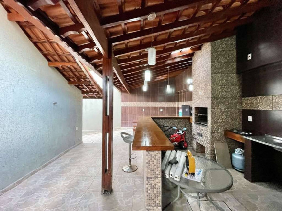 Imagem Casa com 3 Quartos à Venda, 315 m² em Vila Diva - Carapicuíba