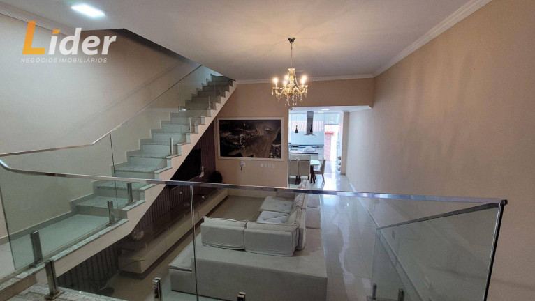 Imagem Casa com 3 Quartos à Venda, 145 m² em Jardim Dos Alfineiros - Juiz De Fora