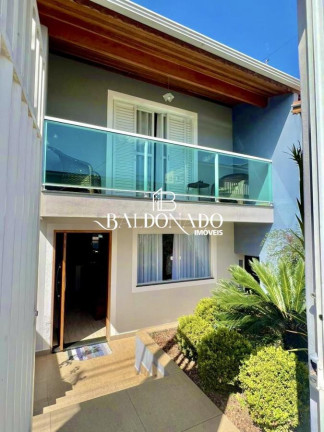 Imagem Casa com 3 Quartos à Venda, 227 m² em Centro - Extrema Imagem Casa com 3 Quartos à Venda, 227 m² em Centro - Extrema