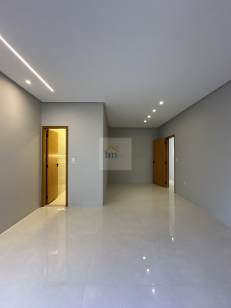 Imagem Casa com 3 Quartos à Venda, 160 m² em Setor Três Marias - Goiânia Imagem Casa com 3 Quartos à Venda, 160 m² em Setor Três Marias - Goiânia