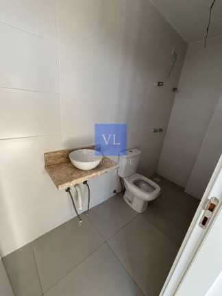 Imagem Casa com 3 Quartos à Venda, 155 m² em Uberaba - Curitiba