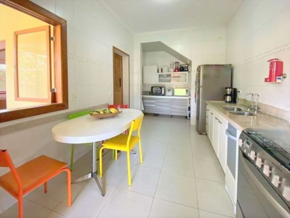 Imagem Casa com 4 Quartos à Venda, 362 m² em Chácara Vale Do Rio Cotia - Carapicuíba Imagem Casa com 4 Quartos à Venda, 362 m² em Chácara Vale Do Rio Cotia - Carapicuíba