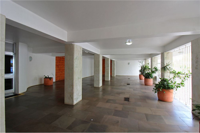 Imagem Imóvel com 3 Quartos à Venda, em Rio Branco - Porto Alegre Imagem Imóvel com 3 Quartos à Venda, em Rio Branco - Porto Alegre