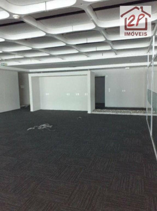 Imagem Sala Comercial à Venda ou Locação, 2.844 m² em Jardim São Luís (zona Sul) - São Paulo Imagem Sala Comercial à Venda ou Locação, 2.844 m² em Jardim São Luís (zona Sul) - São Paulo