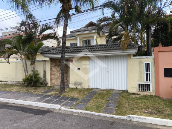 Imagem Casa com 4 Quartos à Venda, 330 m² em Vargem Pequena - Rio De Janeiro Imagem Casa com 4 Quartos à Venda, 330 m² em Vargem Pequena - Rio De Janeiro