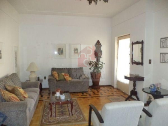 Imagem Casa com 3 Quartos à Venda, 151 m² em Santana - Porto Alegre Imagem Casa com 3 Quartos à Venda, 151 m² em Santana - Porto Alegre