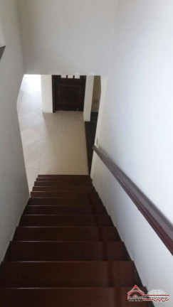Imagem Casa com 4 Quartos à Venda, 250 m² em Centro - Jacareí Imagem Casa com 4 Quartos à Venda, 250 m² em Centro - Jacareí