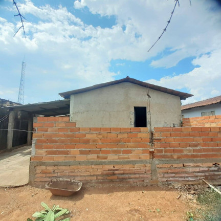 Imagem Casa com 2 Quartos à Venda, 360 m² em Célia Maria - Aparecida De Goiânia Imagem Casa com 2 Quartos à Venda, 360 m² em Célia Maria - Aparecida De Goiânia