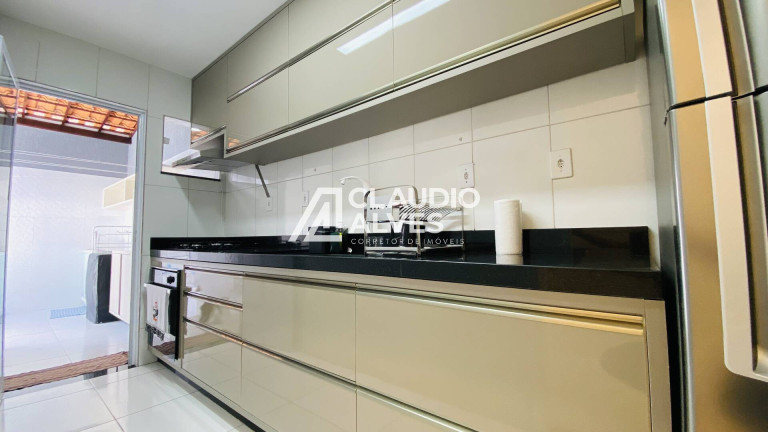 Imagem Casa com 2 Quartos à Venda, 94 m² em Papagaio - Feira De Santana Imagem Casa com 2 Quartos à Venda, 94 m² em Papagaio - Feira De Santana