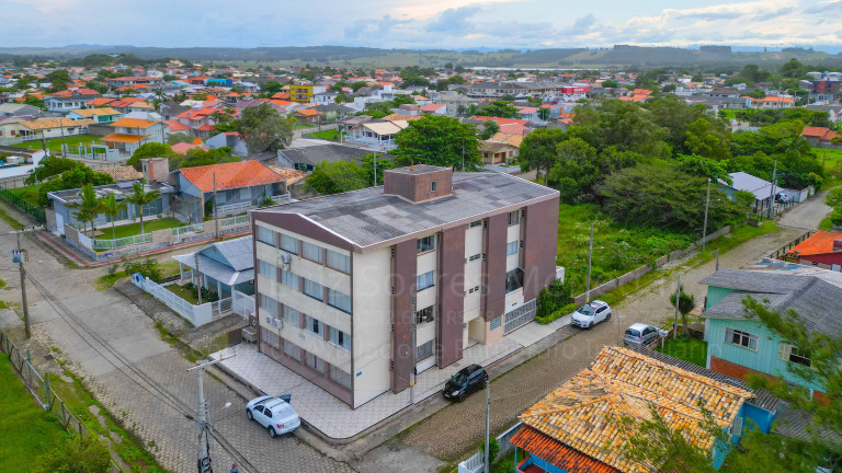 Imóvel com 2 Quartos à Venda, 68 m² em Centro - Balneário Rincão