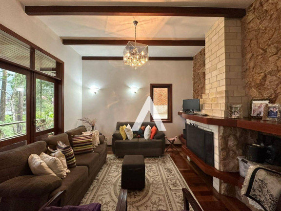 Imagem Casa com 4 Quartos à Venda, 177 m² em Granja Guarani - Teresópolis Imagem Casa com 4 Quartos à Venda, 177 m² em Granja Guarani - Teresópolis