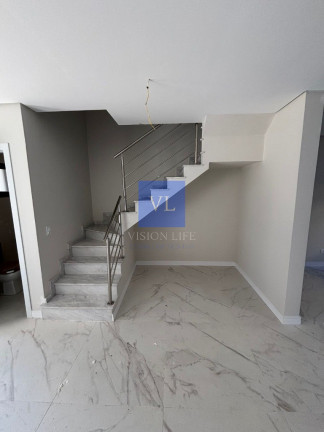Imagem Casa com 3 Quartos à Venda, 160 m² em Jardim Das Américas - Curitiba Imagem Casa com 3 Quartos à Venda, 160 m² em Jardim Das Américas - Curitiba