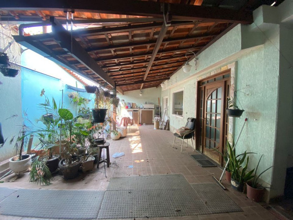 Imagem Casa com 4 Quartos à Venda, em Carajás - Contagem Imagem Casa com 4 Quartos à Venda, em Carajás - Contagem