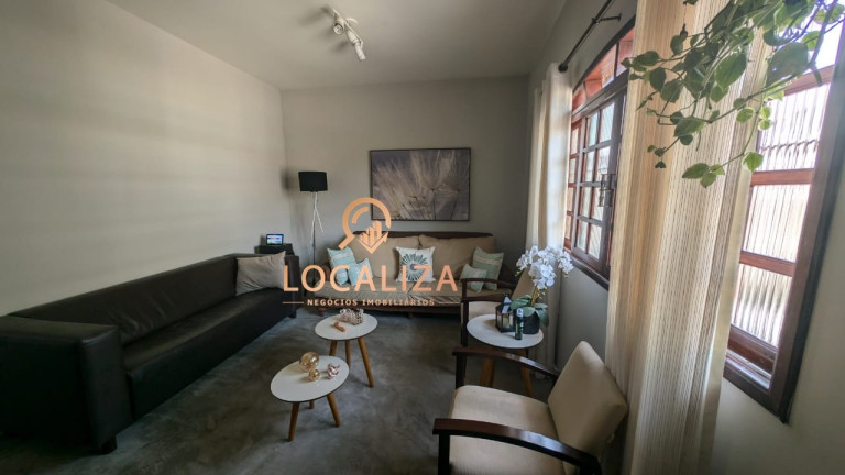 Casa com 5 Quartos à Venda, 230 m² em Santana - São José Dos Campos