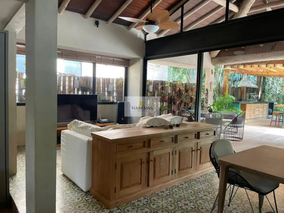 Imagem Casa com 5 Quartos à Venda, 280 m² em Maresias - São Sebastião Imagem Casa com 5 Quartos à Venda, 280 m² em Maresias - São Sebastião