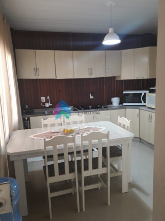 Imagem Casa com 2 Quartos à Venda, 103 m² em Beira Rio - Guaramirim Imagem Casa com 2 Quartos à Venda, 103 m² em Beira Rio - Guaramirim