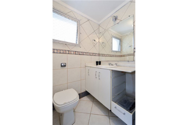Imagem Imóvel com 3 Quartos à Venda, em Moema - São Paulo Imagem Imóvel com 3 Quartos à Venda, em Moema - São Paulo