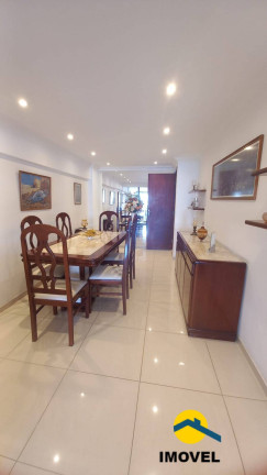 Imagem Apartamento com 4 Quartos à Venda, 220 m² em Icaraí - Niterói