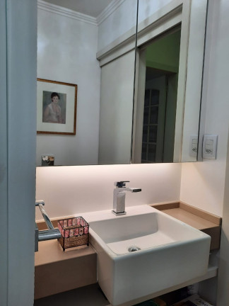 Imagem Imóvel com 2 Quartos à Venda, em Moinhos De Vento - Porto Alegre Imagem Imóvel com 2 Quartos à Venda, em Moinhos De Vento - Porto Alegre
