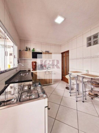 Imagem Casa com 3 Quartos à Venda, 200 m² em São Paulo Imagem Casa com 3 Quartos à Venda, 200 m² em São Paulo