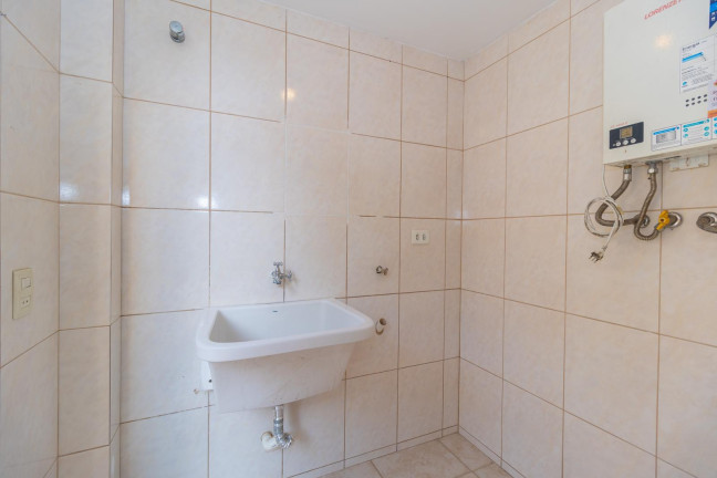 Imagem Sobrado com 3 Quartos para Alugar, 139 m² em Barreirinha - Curitiba Imagem Sobrado com 3 Quartos para Alugar, 139 m² em Barreirinha - Curitiba