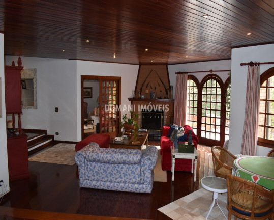 Imagem Casa com 4 Quartos à Venda, 530 m² em Região Do Alto Da Vila Inglesa - Campos Do Jordão Imagem Casa com 4 Quartos à Venda, 530 m² em Região Do Alto Da Vila Inglesa - Campos Do Jordão