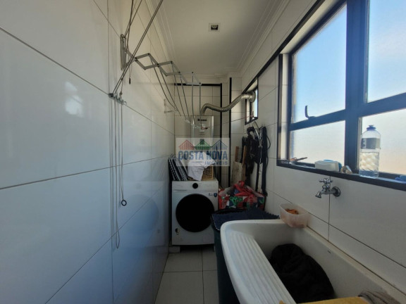 Imagem Apartamento com 3 Quartos à Venda, 130 m²