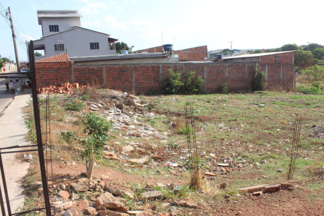 Imagem Terreno à Venda, 300 m² em Sítios De Recreio Vale Das Laranjeiras - Anápolis Imagem Terreno à Venda, 300 m² em Sítios De Recreio Vale Das Laranjeiras - Anápolis