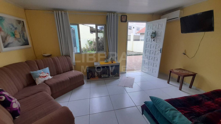 Imagem Casa com 3 Quartos à Venda, 96 m² em São Pedro - Navegantes Imagem Casa com 3 Quartos à Venda, 96 m² em São Pedro - Navegantes