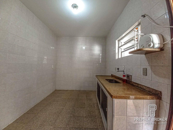 Imagem Casa com 2 Quartos à Venda, 51 m² em Barra Do Imbuí - Teresópolis
